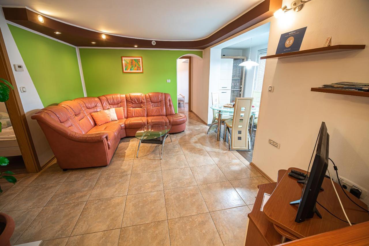 Apartments Ole โทลมิน ภายนอก รูปภาพ