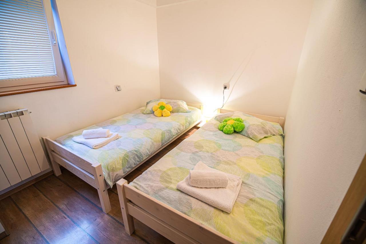 Apartments Ole โทลมิน ภายนอก รูปภาพ