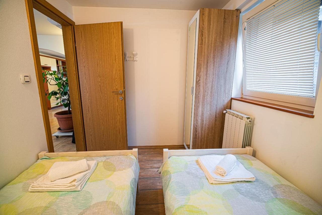 Apartments Ole โทลมิน ภายนอก รูปภาพ